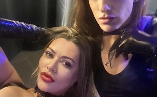 NEUES DUO – ELISA & EMILY 