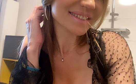 Lilia  38