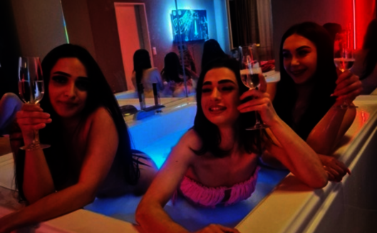 Luxuriöse Suite mit privatem Pool