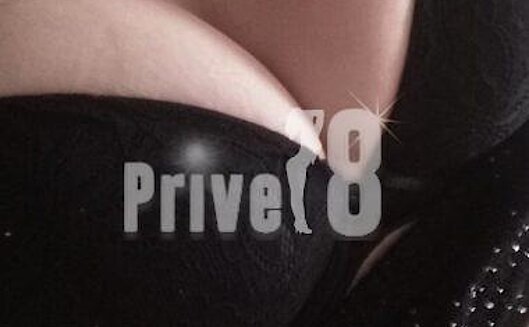 SwissMia us Bern mit XXL Busen