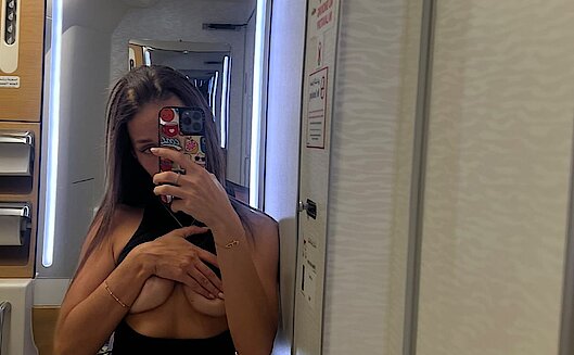 Nelllaa