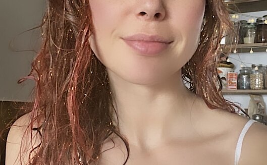 Annastasia 