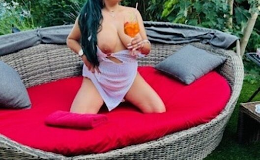 NIKOL (28 )
