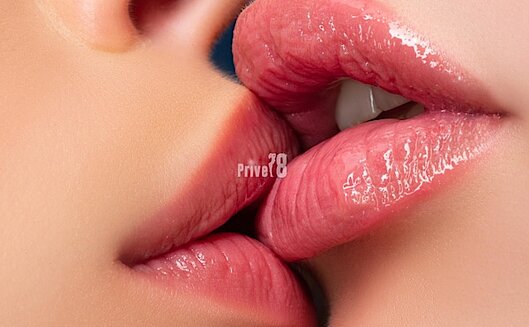 Geiler Dreierheisse Lesboshow