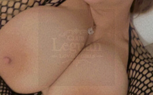 MANUELLA-XXL-BOOBS-