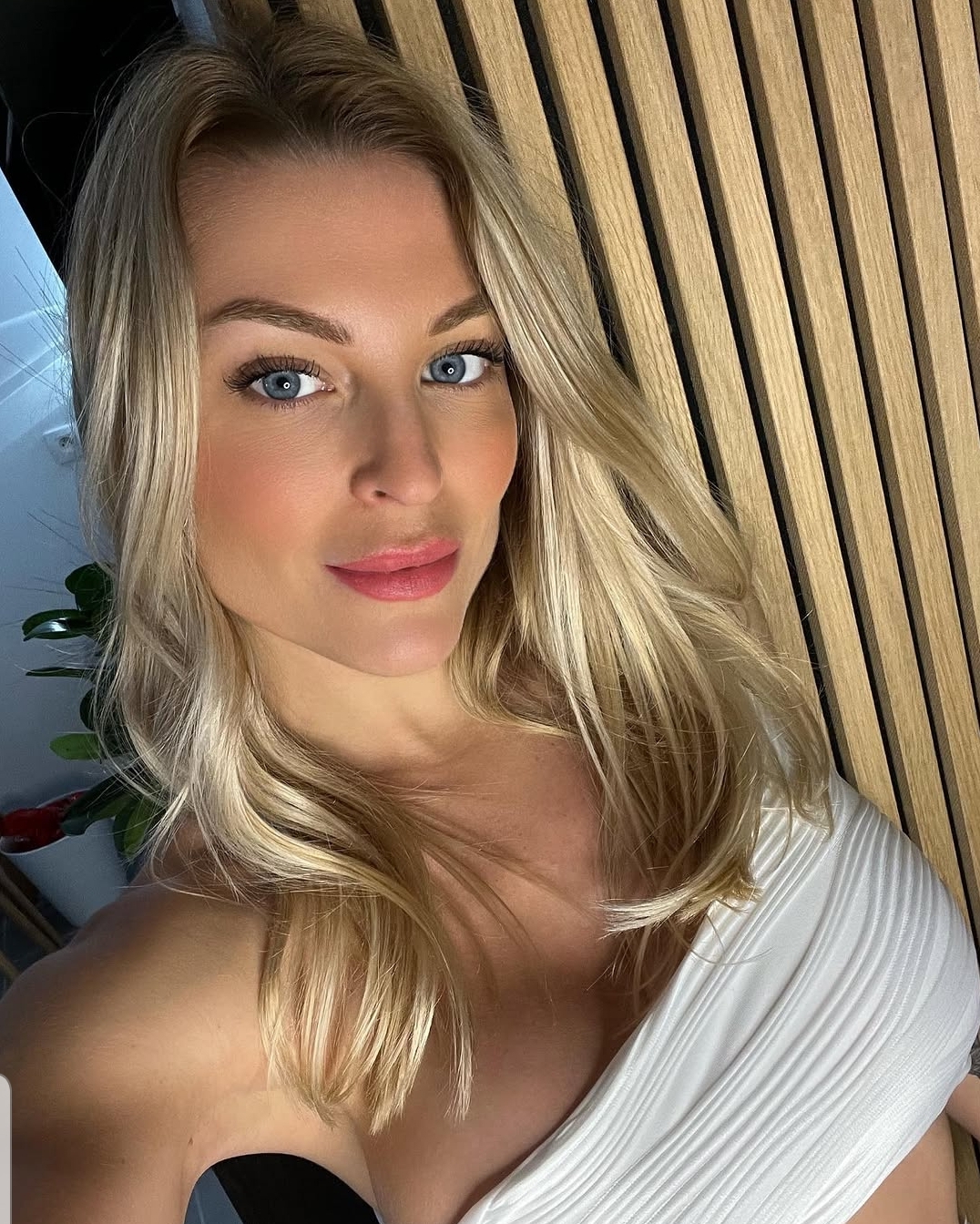 Sarah 